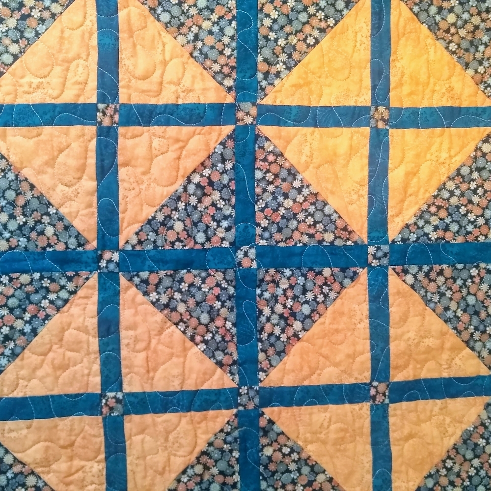 Handmade Quilt - Picture 3 of 4